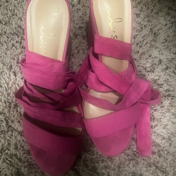 Lulus heels - Picture 2 of 4